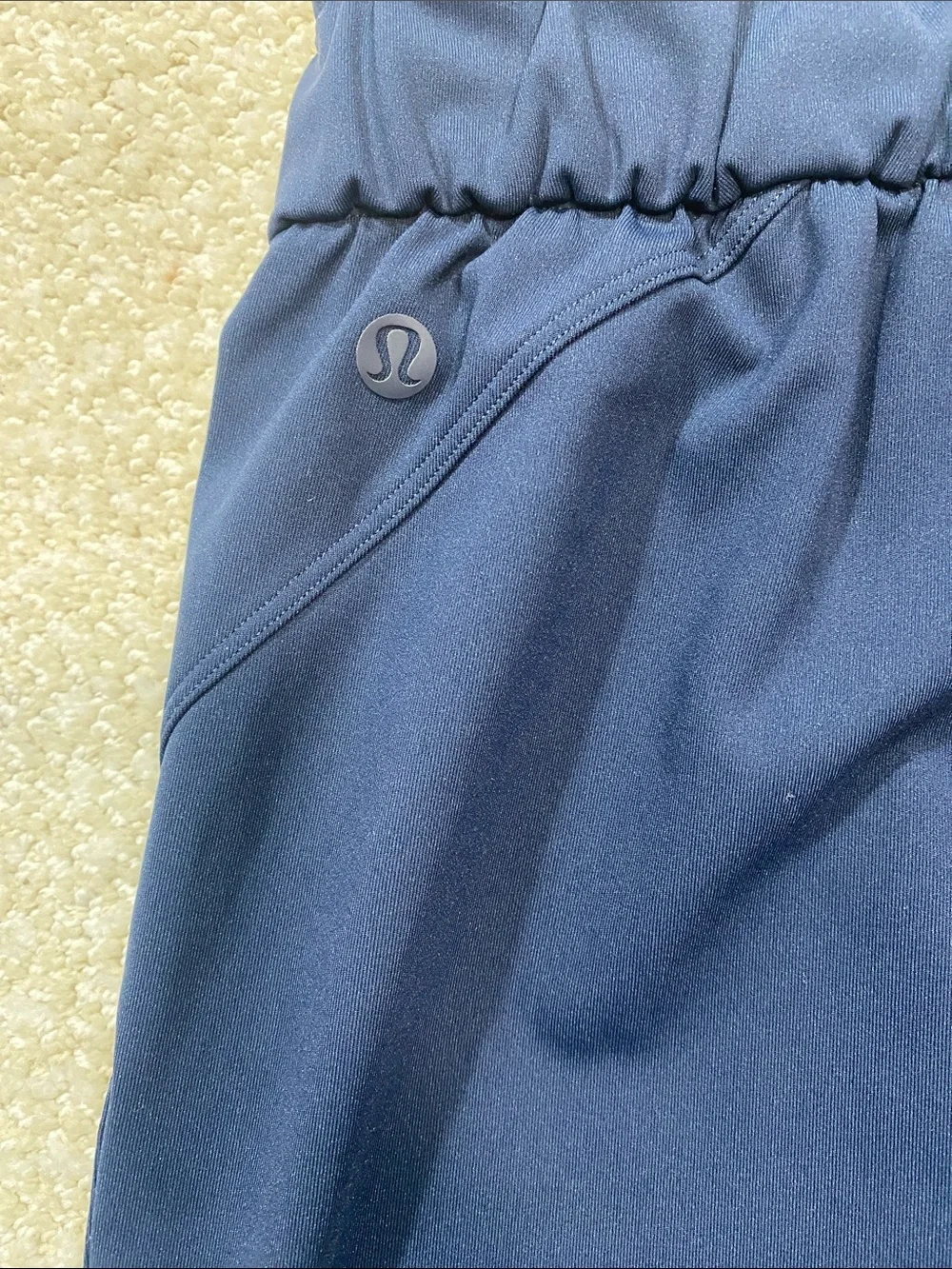 lululemon athletica Women's Navy Track Joggers with Drawcord Size 6